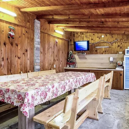 Charming With Pool, Tavern, And Barbecue * Imrenchevo